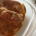 Costeletas com molho cerveja
